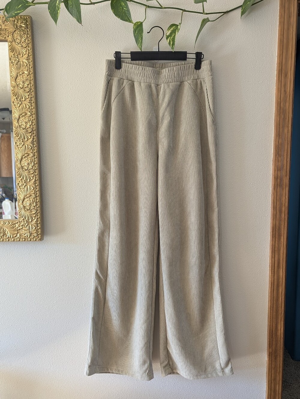 Halara Medium Tall Cream Corduroys